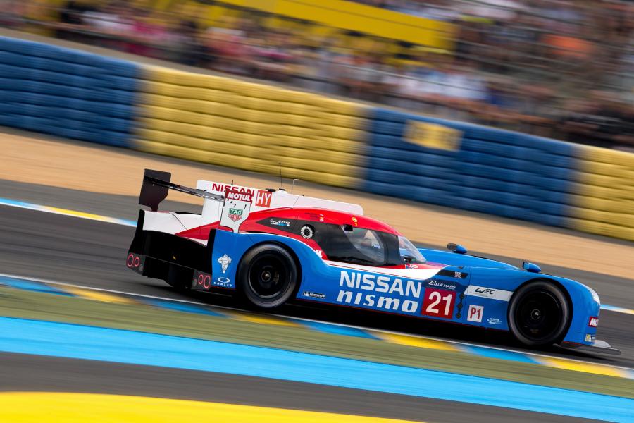  Nissan GT-R LM Nismo 2015 года  (фото 25 из 31)
